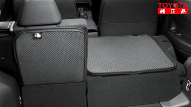 TOYOTA トヨタ純正 08241-16060 カローラクロス ZVG13、ZVG16、MXGH15 4WD車用 ラゲージソフトトレイ リヤシート部 純正オプション品 アクセサリーパーツ ドレスアップ
