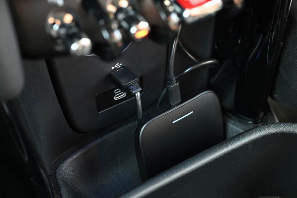 CodeTech コードテック CS-SCL-B004 スマートカーリンクポッド for BMW 純正ディスプレイにYouTube や Netflixなどの動画視聴が走行中でも可能に_3