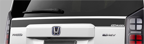 無限 MUGEN 08F32-XNY-K0S0-BK テールゲートデカール MUGENカーボン柄