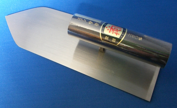 □五百蔵カネ千代 本職用オールステン中塗鏝 黒柄240mm こてコテ