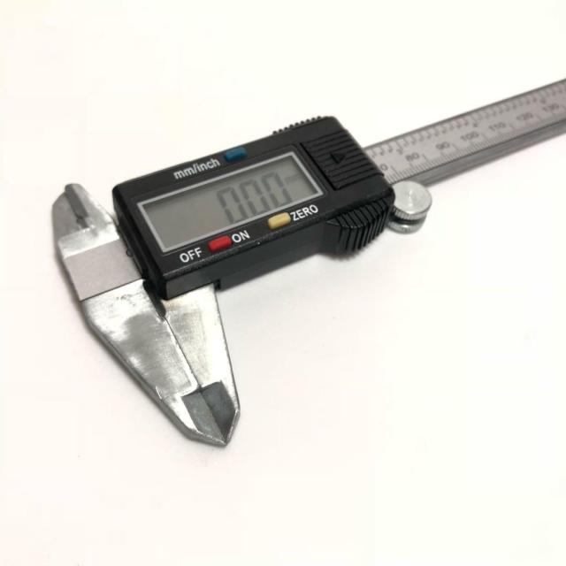 ステンレス製 デジタルノギス 0 01mmから150mm マイクロメーター の通販はau Pay マーケット O O Shop