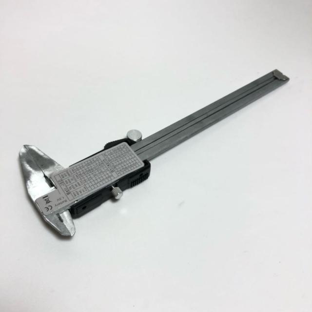 ステンレス製 デジタルノギス 0 01mmから150mm マイクロメーター の通販はau Pay マーケット O O Shop