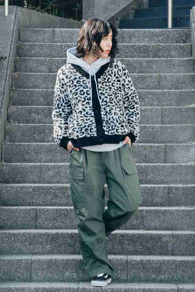 ハフ カーディガン HUF SNOW LEOPARD CARDIGAN ホワイト ヒョウ柄 ニット セーター 長袖 トップス スケーター ストリート系  スケートボー｜au PAY マーケット