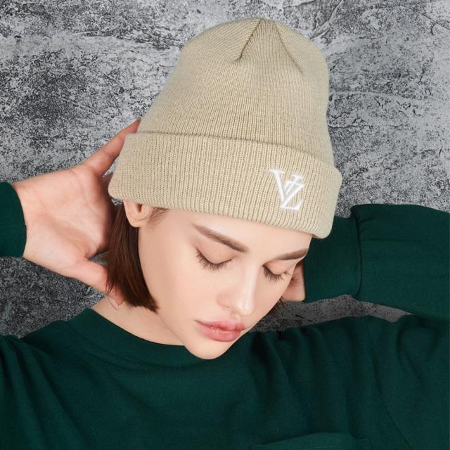 バザール ビーニー VARZAR 3D Monogram Beanie ロゴ ニット帽