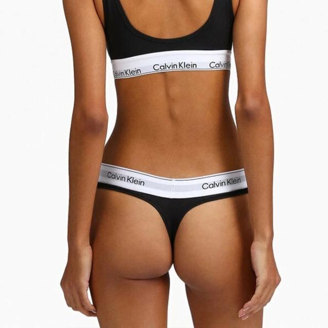 カルバンクラインブラジャー＆Tバック カルバン・クライン(Calvin Klein) Tバック レディースインナーセット
