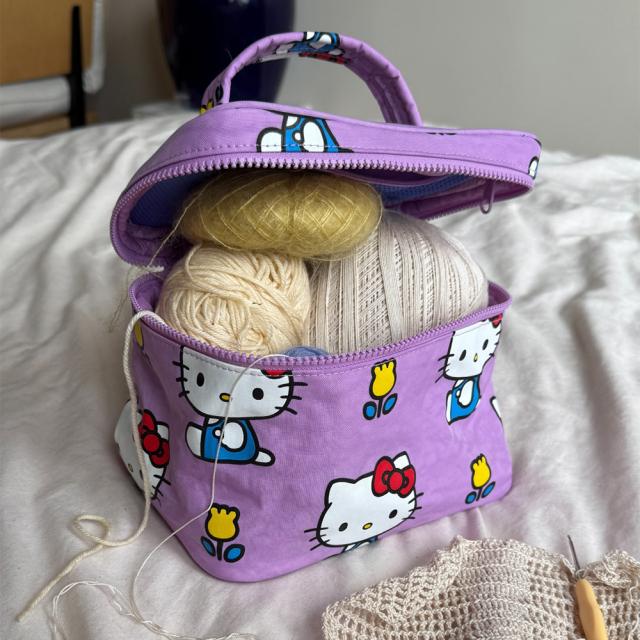 【新品未使用】正規品 BAGGU x Sanrio コスメポーチ Lサイズ BAGGU x Sanrio コスメポーチ ラージサイズ 日本未入荷 メイクポーチ