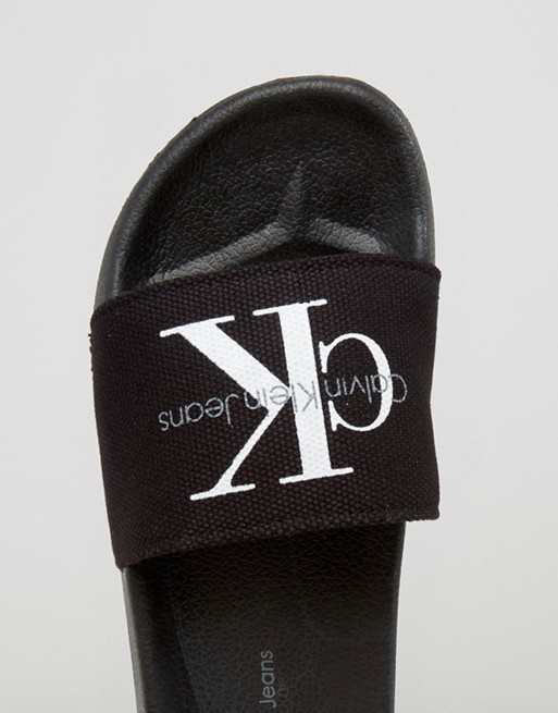 calvin klein viggo logo sliders in black