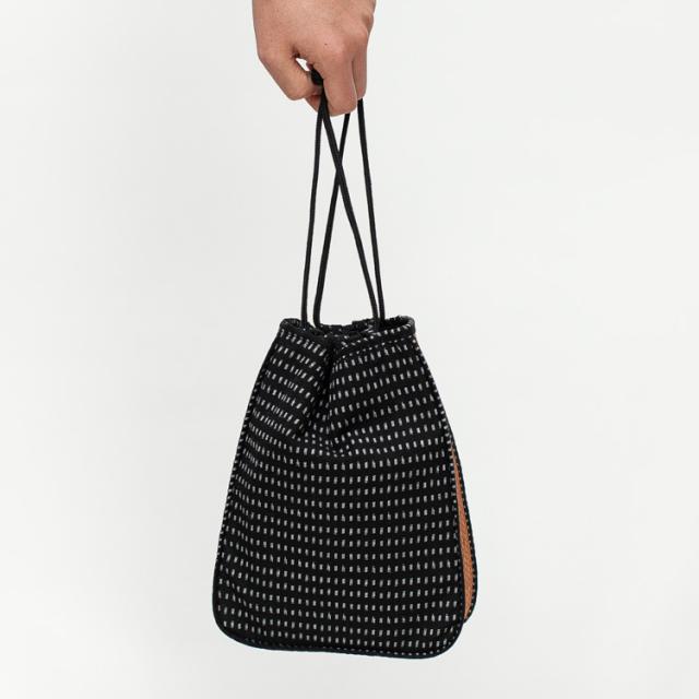 久留米織 信玄袋 メンズ 巾着 浴衣 男性用 巾着袋 おしゃれ 普段使い ゆかた 和装小物 和柄 モダン レトロ 手提げ袋 浴衣用 甚平 鞄 の通販はau Pay マーケット 着物と和の暮らしのお店 たゆたふ 久留米織 信玄袋 メンズ 巾着 浴衣 男性用 巾着袋 おしゃれ 普段使い ゆかた 和装小物 和柄 モダン レトロ 手提げ袋 浴衣用 甚平 鞄 の通販はau Pay マーケット 着物と和の暮らしのお店 たゆたふ