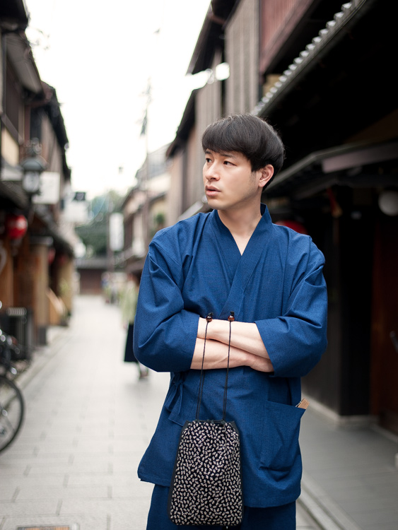 作務衣 男性 日本製 通年 久留米 綿紬織 六花/ROCCA 【 オールシーズン M L LL 青 紺 グレー 春 夏 秋 冬 送料無料 】 作務衣 男性 日本製 通年 久留米 綿紬織 六花/ROCCA 【 オールシーズン