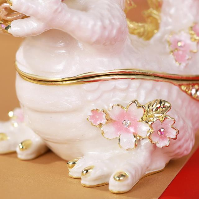桜の守り竜＞かわいい子龍 辰年 干支の置物 竜 龍 ジュエリーボックス