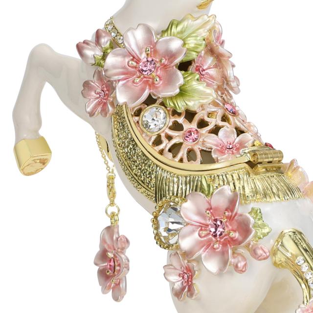 【正規品】＜桜天馬＞午年 馬 干支の置物 大きいタイプ さくら インテリア雑貨 玄関 金属 白馬 2026年 桜 東京銀座PICALS 東京銀座ピカルス ピィアース EX633-1