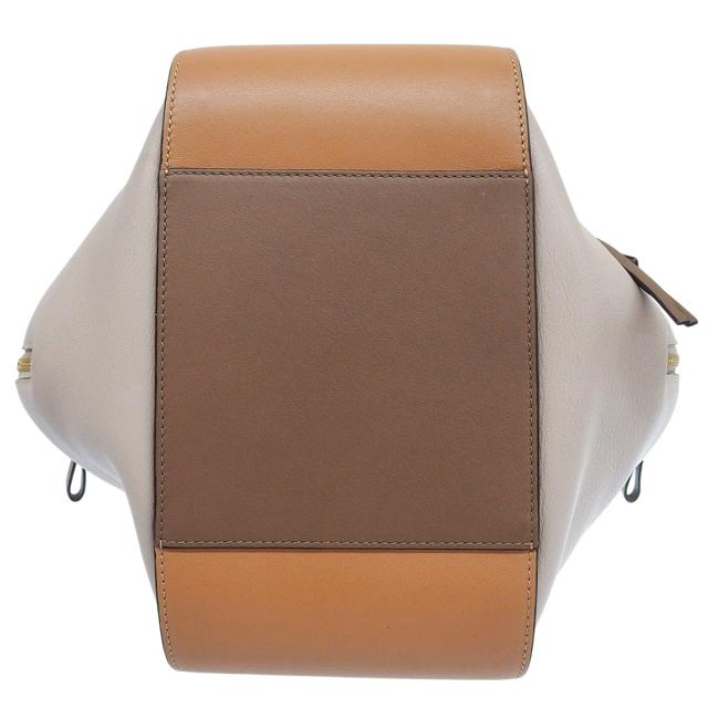 LOEWE(ロエベ) Hammock ハンモック スモールバッグ ハンドバッグ 2WAY ショルダー 肩掛け カーフ DUNE デューン WARM DESERT ウォームデザート キャメル茶  グレージュ ベージュ 326.30KS35 レディース 40802164970【中古】【アラモード】