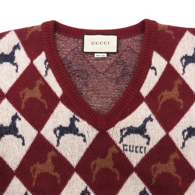 GUCCI(グッチ) ホース アーガイル Vネック ニット ニット/セーター 2022年 トップス アパレル ファッション S ウール ボルドー ホワイト白 メンズ 40802166180【中古】【アラモード】
