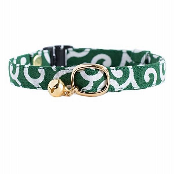 猫雑貨 招福 】 日本製 猫 首輪 唐草 緑 セーフティバックル付 安全 鈴 