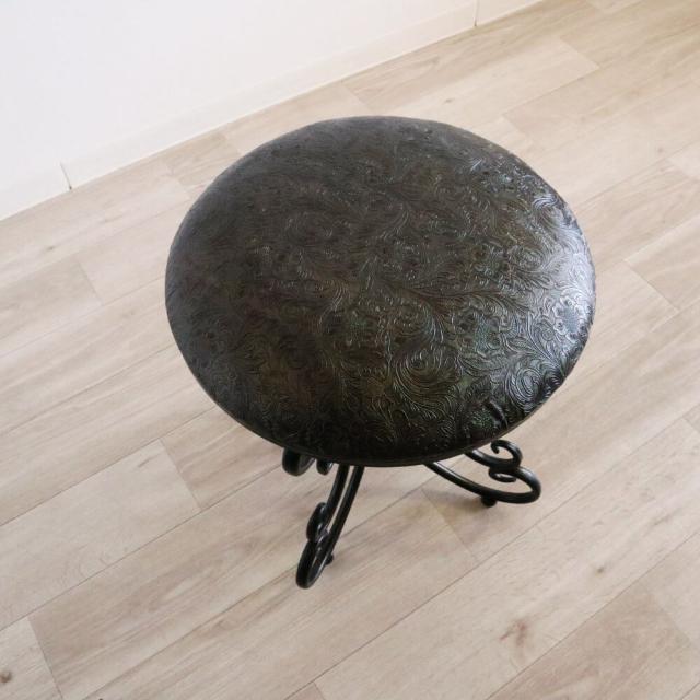 【動画あり】スツール おしゃれ 椅子 丸 クラシック 丸形 アンティーク アイアンチェアー ペイズリー リビング 玄関 鏡台 ラウンド イス 椅子 雑貨