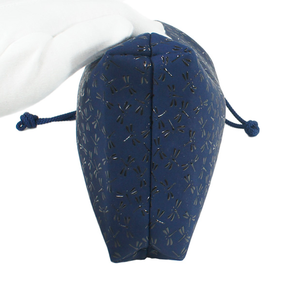 印伝 甲州印伝 印傳屋 上原勇七 合切袋 巾着 3005 とんぼ 黒地×白漆 鹿