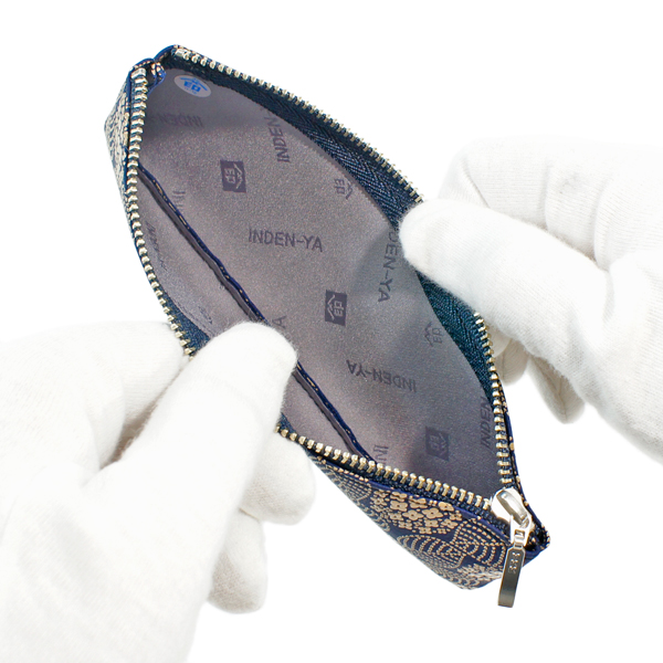 印伝 甲州印伝 印傳屋 ペンケース 筆入れ 4609 あじさい 紺地 白漆 花柄 Ym01 の通販はau Pay マーケット 丸島商事インターネット事業部