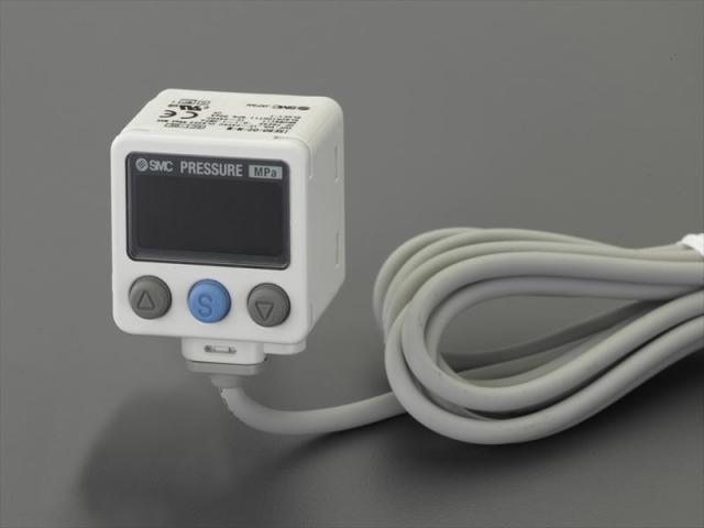 エスコ(ESCO) R1/4/-0.1-0.1MPa 圧力スイッチ(ﾃﾞｼﾞﾀﾙ) EA153SH-22の通販は