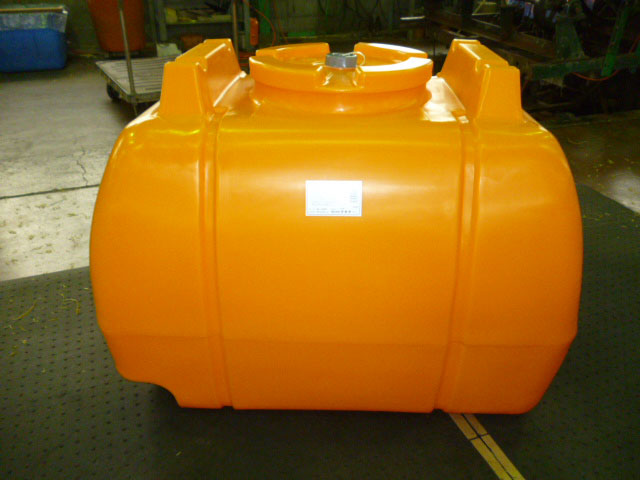 【】ｸﾎﾞﾀ NL-600 黄 25Aﾌｨｯﾃｨﾝｸﾞ.ﾄﾞﾚﾝ付 21Kg : ﾛｰﾘｰﾀﾝｸ 角∴工業.水槽.ﾀﾝｸ.貯水槽.農業.消毒.防除.容器.