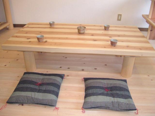 京都市やまオリジナル北山丸太家具 別注オーダーリビングテーブル 幅190まで 送料無料 Smtb K Ky 家具 京都 市やま家の通販はau Pay マーケット 桐たんすの京都 市やま Au Pay マーケット店