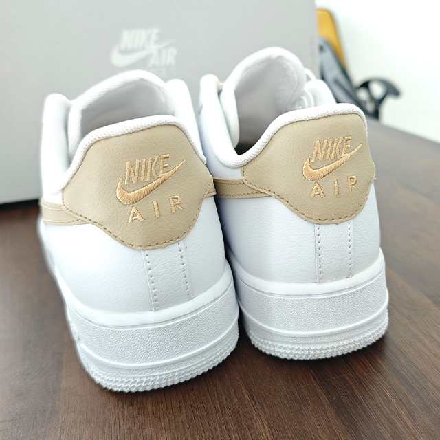 送料無料 NIKE WMNS AIR FORCE 1 07 ナイキ ウィメンズ エアフォース 1 ホワイト 白 レディース スニーカー  CZ0270-105 新品 ナイキ Nik