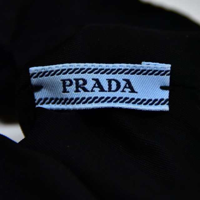 鑑定済 正規品 ほぼ新品 PRADA プラダ Re-Nylon シュシュ 三角ロゴ ヘアゴム ヘアアクセサリー レディース ブラック系 即日配送  ｋ627-19