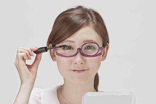 アイメイクしやすい老眼鏡】アイメイク用老眼鏡 メイクアップグラス