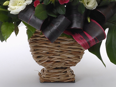 スペシャルタイム フラワーギフト アレンジ 誕生日 記念日 プレゼント 白ユリと黄色いオンシジウムがポイントのアレンジの通販は