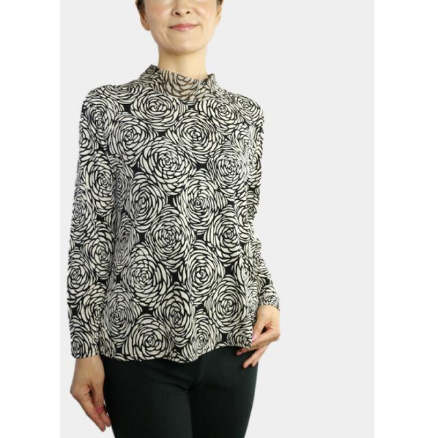 部屋着にもおすすめ モノトーン花柄カットソー 40代 50代ファッション 60代ファッション 70代80代ミセスファッション レディース の通販はau Pay マーケット Lanarion