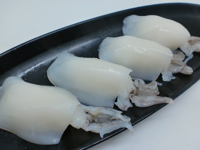 寿司ネタ ヤリイカ姿20g×20枚 やりいか 下足付き げそ付き すしねた 生食用 のせるだけ 刺身用 手巻き寿司の通販はau PAY マーケット - 寿司総合卸売スシックス 寿司ネタ ヤリイカ姿20g×20枚 やりいか 下足付き げそ付き すしねた 生食用 のせるだけ 刺身用 手巻き寿司の通販はau PAY マーケット - 寿司総合卸売スシックス