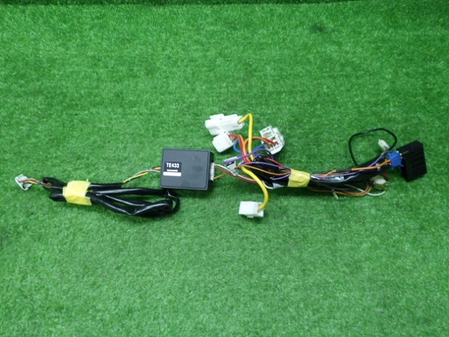 カーメイト　TE433　TE106　車種別ハーネス　イモビアダプター　230526002
