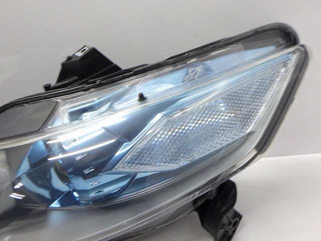 ☆コーティング加工済☆ ホンダ ZE2 インサイト 前期 ヘッドライト 左右セット HID レベ付き 刻印H 100-22878  230111106の通販はau PAY マーケット - ワールドピース | au PAY マーケット－通販サイト