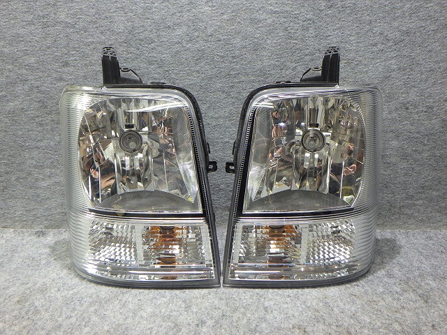 エブリイ　ヘッドライト　左右　ハロゲン　DA64V　レベ付　LE04H6129　LED玉切れ無し　260728006 7,040円