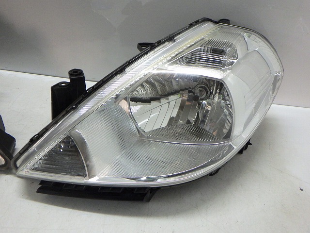 日産 C11 ティーダ ヘッドライト左右 インナーブラック仕様 HID
