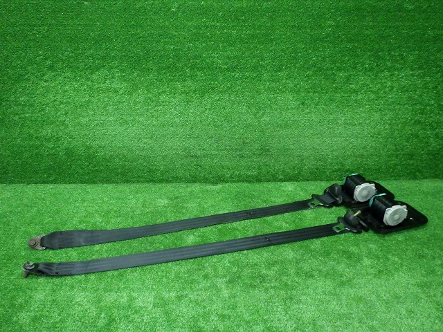 スズキ　JA22W　ジムニー　純正　フロントシートべルト　左右セット　210911015の通販は 6,699円