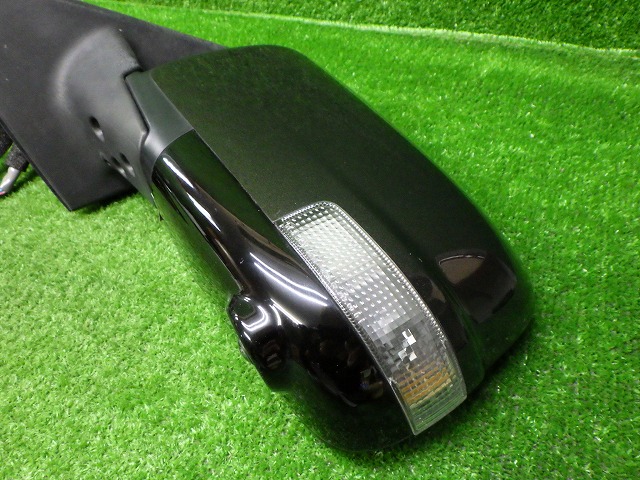 比較的綺麗　日産　C26　FNC26　セレナ　96302-3JY0B　　96301-3JY0B　ドアミラー左右　カラーKBE　9P+7P　カメラ付き　241009019_2