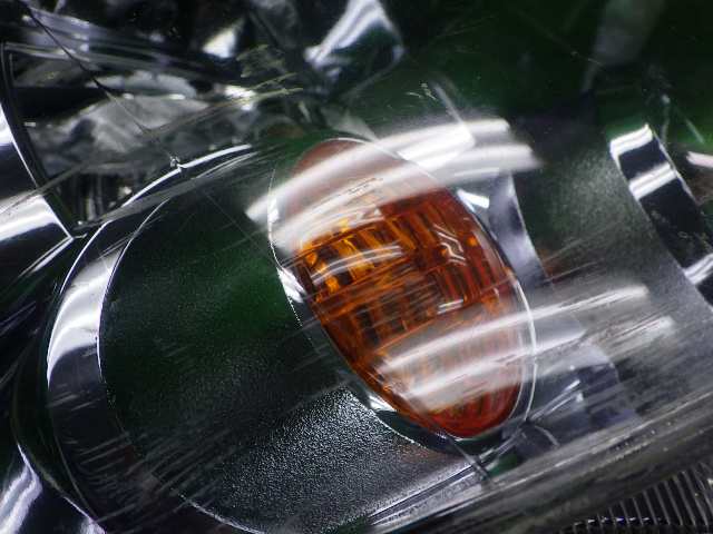 三菱 ミツビシ　H81W　EKスポーツ　右ヘッドライト　ハロゲン　VA200210161