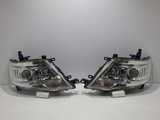 セレナ ヘッドライト左右 HID キセノン C25 NC25 後期 100-24921 26010/26060-1GK1A コーティング 美品 260609020 18,469円