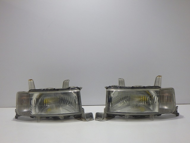 ｂB 前照灯 働き掛ける ハロゲン NCP30/35 前期 52-032 81150/81130-52090 好いたらしい 上塗り 260622221