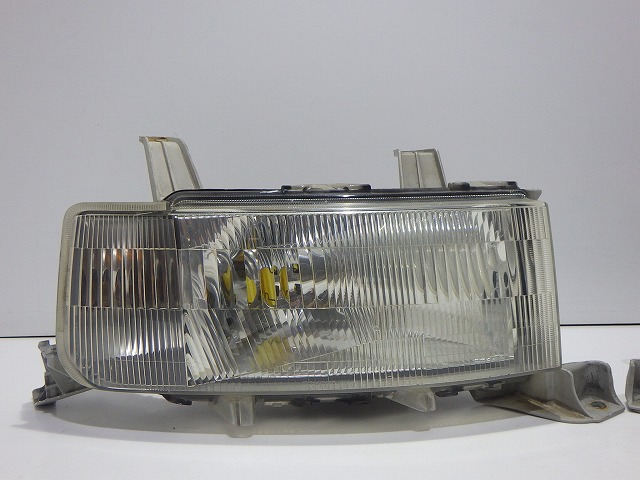 ｂB 前照灯 働き掛ける ハロゲン NCP30/35 前期 52-032 81150/81130-52090 好いたらしい 上塗り 260622221