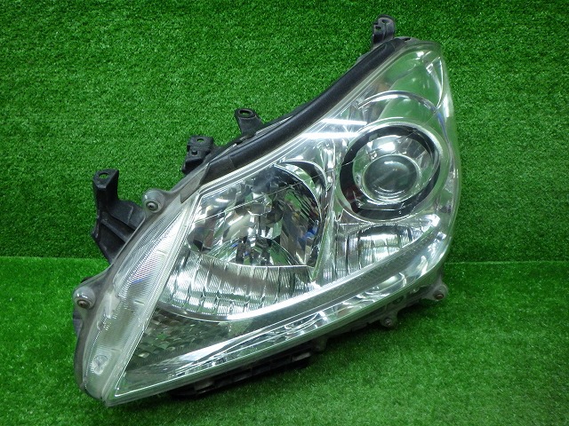 トヨタ 200系 マジェスタ 前期 左ヘッドライト HID 30-359 J 81150-30B00 240718025の通販は