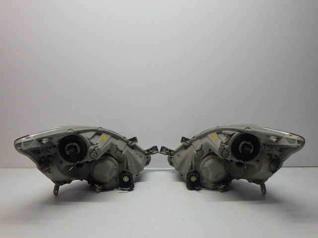 アイシス ヘッドライト左右 HID ANM10/15 前期 44-61 C 81150/81110-44310 コーティング 綺麗 260613229_9