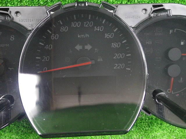 【中古】 スズキ ＴＤＡ4W エスワード スピードメーター 190618229 中古 車 パーツ 中古パーツ 中古部品 カスタム 即発送の通販は