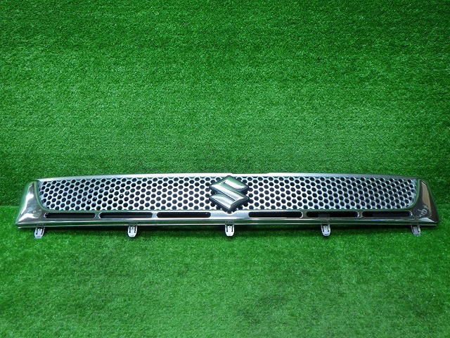 スズキ　DA64　エヴリィ　グリル　メッキ　71717-68HC　240710030の通販は 5,500円