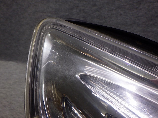 スカイライン　右ヘッドライト　HID　キセノン　V36　NV36　後期　100-23075　A　26010-1NC2A　バラスト付き　日産　260129030_1