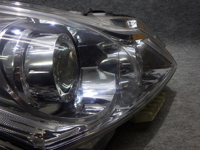 スカイライン　右ヘッドライト　HID　キセノン　V36　NV36　後期　100-23075　A　26010-1NC2A　バラスト付き　日産　260129030_2