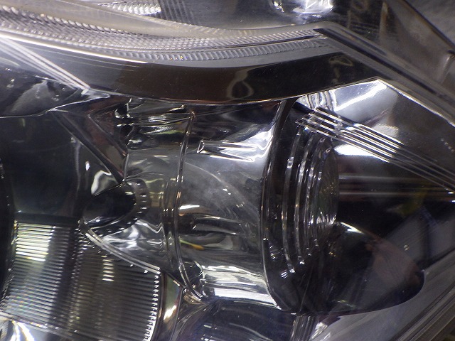 スカイライン　右ヘッドライト　HID　キセノン　V36　NV36　後期　100-23075　A　26010-1NC2A　バラスト付き　日産　260129030_3