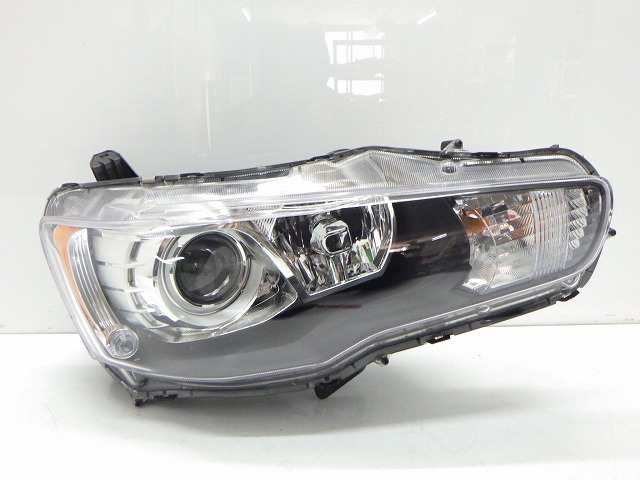 ★コーティング加工済★ ミツビシ CY4A CY系 ギャラン フォルティス 右 ヘッドライト HID 921-22 230225137｜au PAY  マーケット