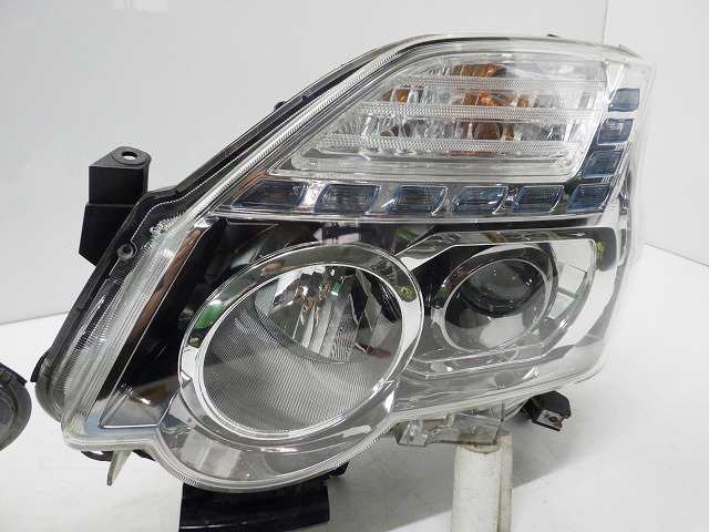 ★コーティング加工済★ T31 NT31 エクストレイル 後期 ヘッドライト左右 キセノン HID 1849 W 230821038｜au PAY  マーケット