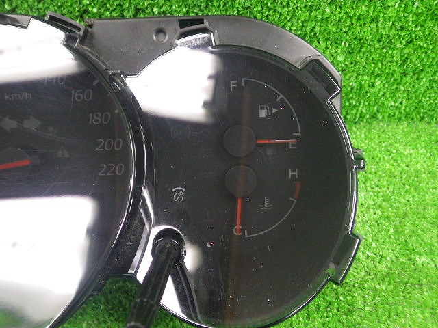 【中古】 スズキ ＴＤＡ4W エスワード スピードメーター 190618229 中古 車 パーツ 中古パーツ 中古部品 カスタム 即発送の通販は